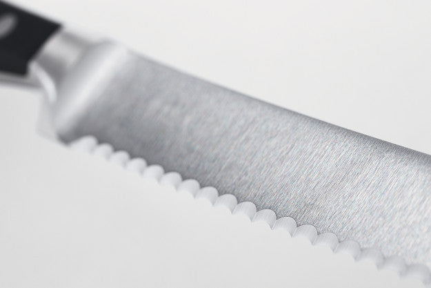 Classic Bread Knife 23 cm – Boxed